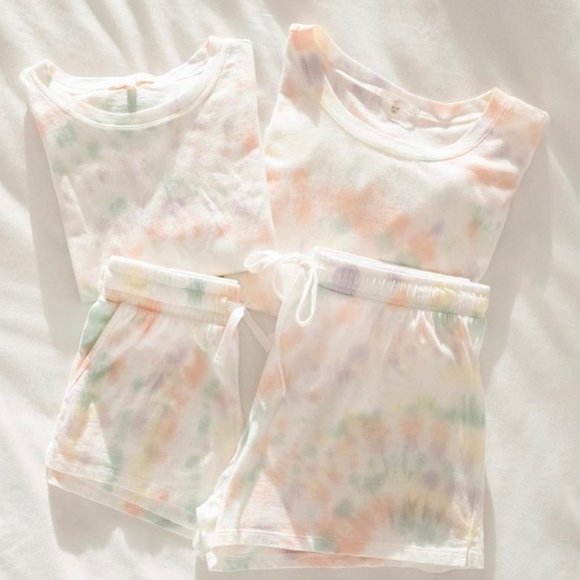 Z Supply Far Out Tie-Dye Short - Picture 2 of 3